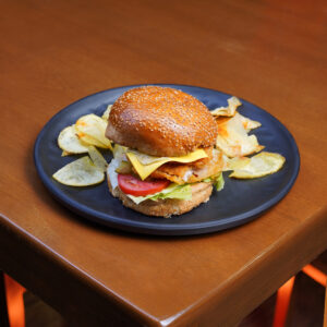 چیکن کریسپی برگر